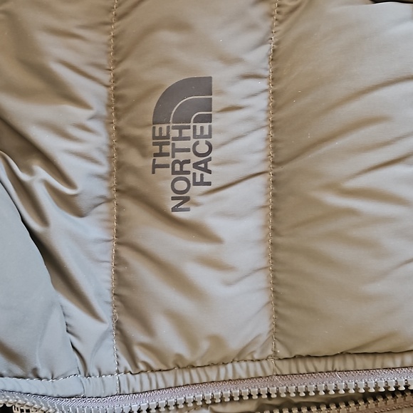 Northface puffy parka jacket - Picture 2 of 3